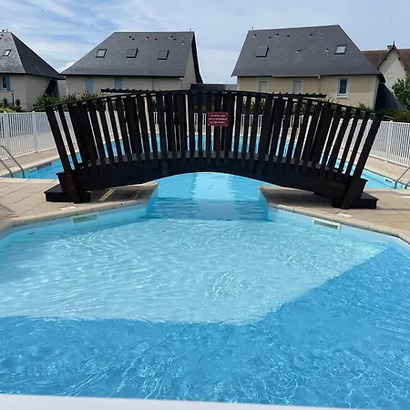 L'alouette Maison 4/5pers Piscine/mer Cabourg à Pied Hébergement de vacances *