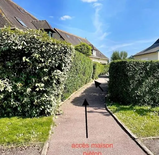 Дом отдыха L'alouette Maison 4/5pers Piscine/mer Cabourg A Pied Див-сюр-Мер