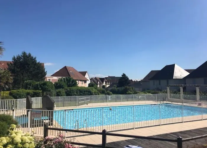 L'alouette Maison 4/5pers Piscine/mer Cabourg A Pied Дом отдыха